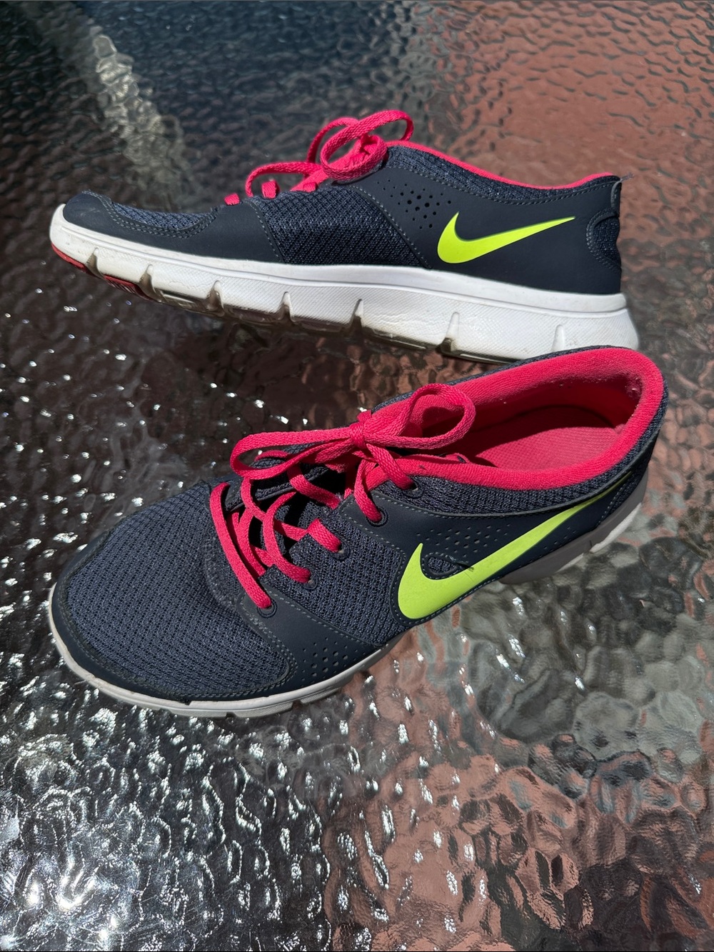 Nike women’s black Athletic Sneakers with Neon Yellow Swoosh & Pink Accents
